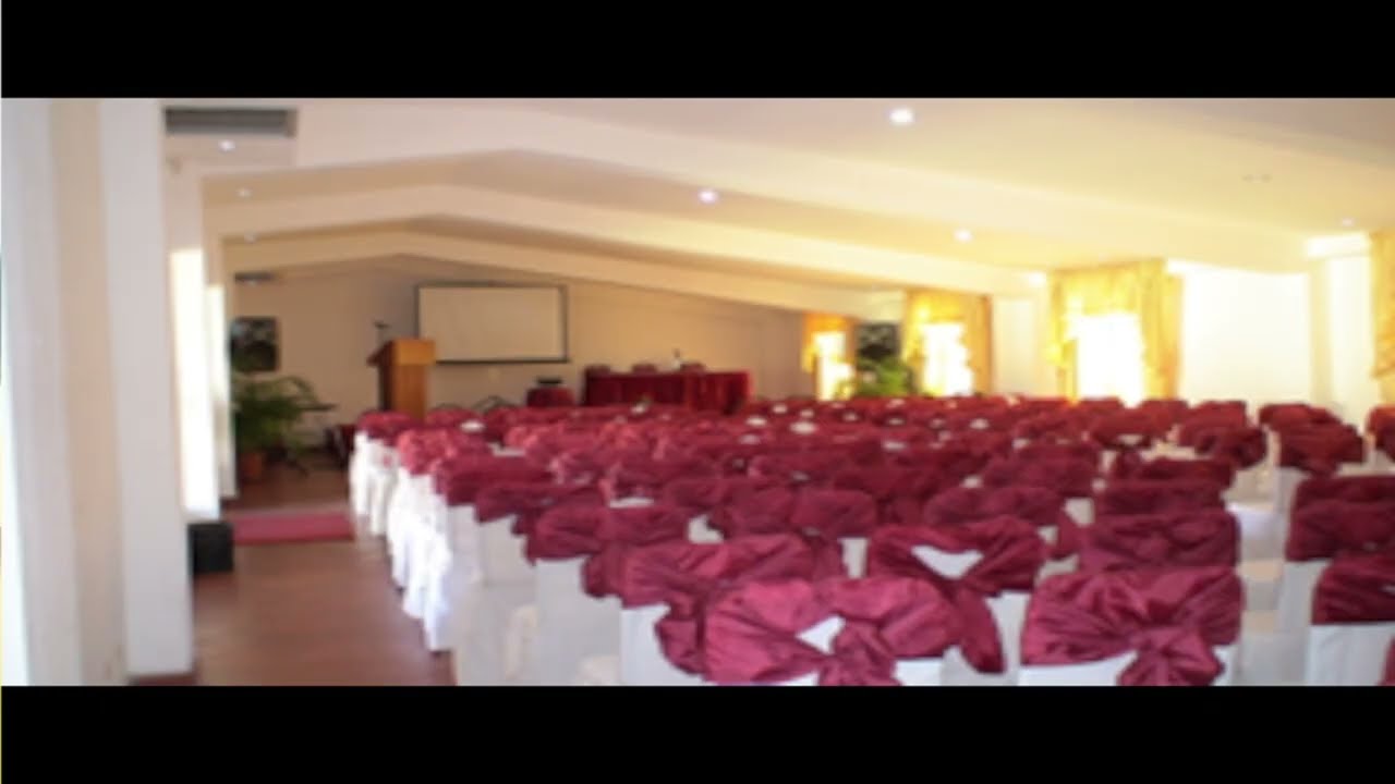 Alquiler Sal&oacute;n de eventos Centro Comercial Casa Amarilla Clarines Municipio Bruzual Anzo&aacute;tegui