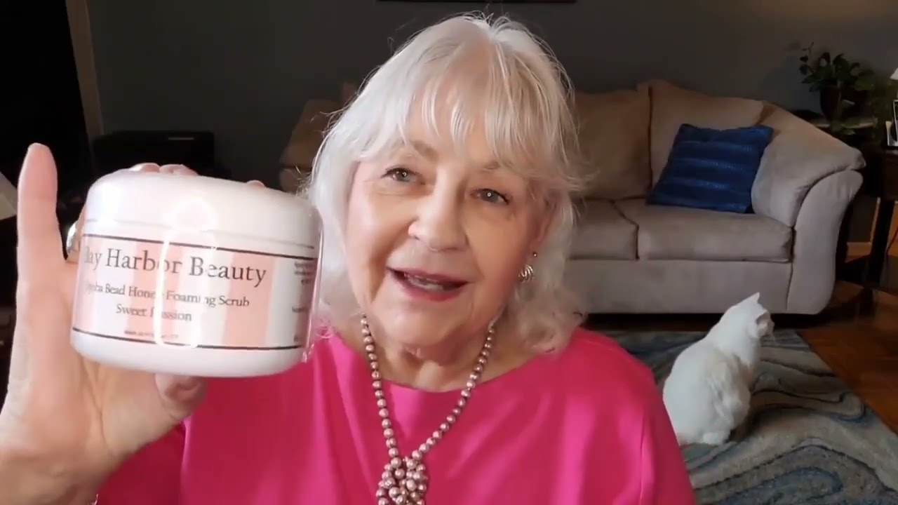 UNBOXING VIDEO! Bay Harbor Beauty