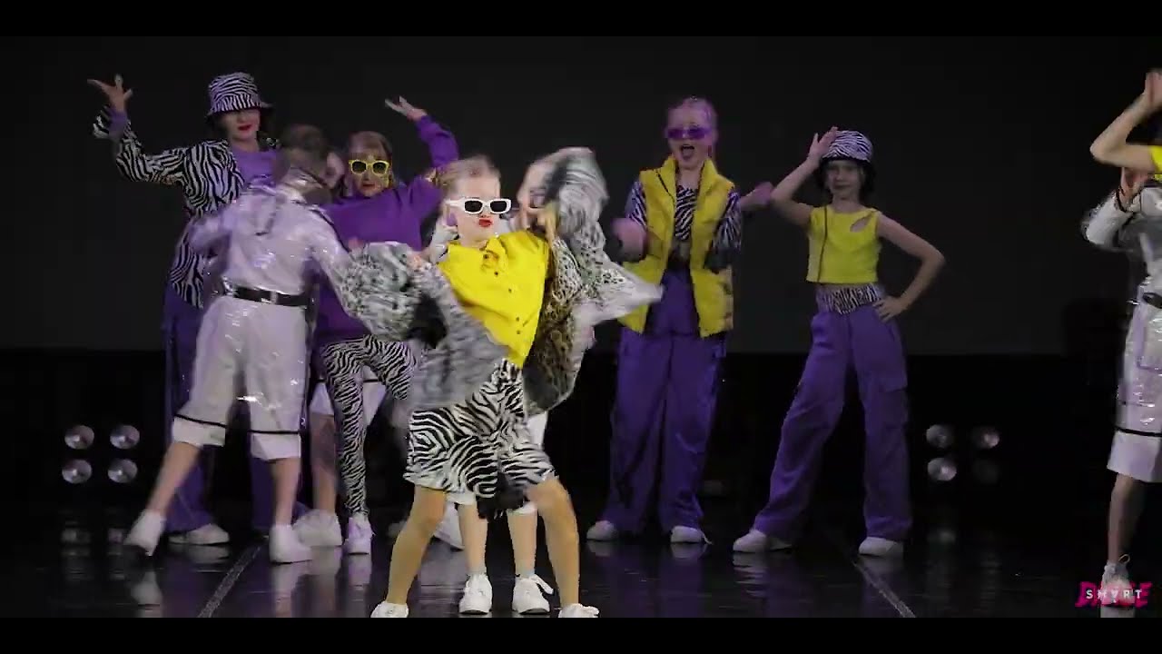 SMART DANCE, 