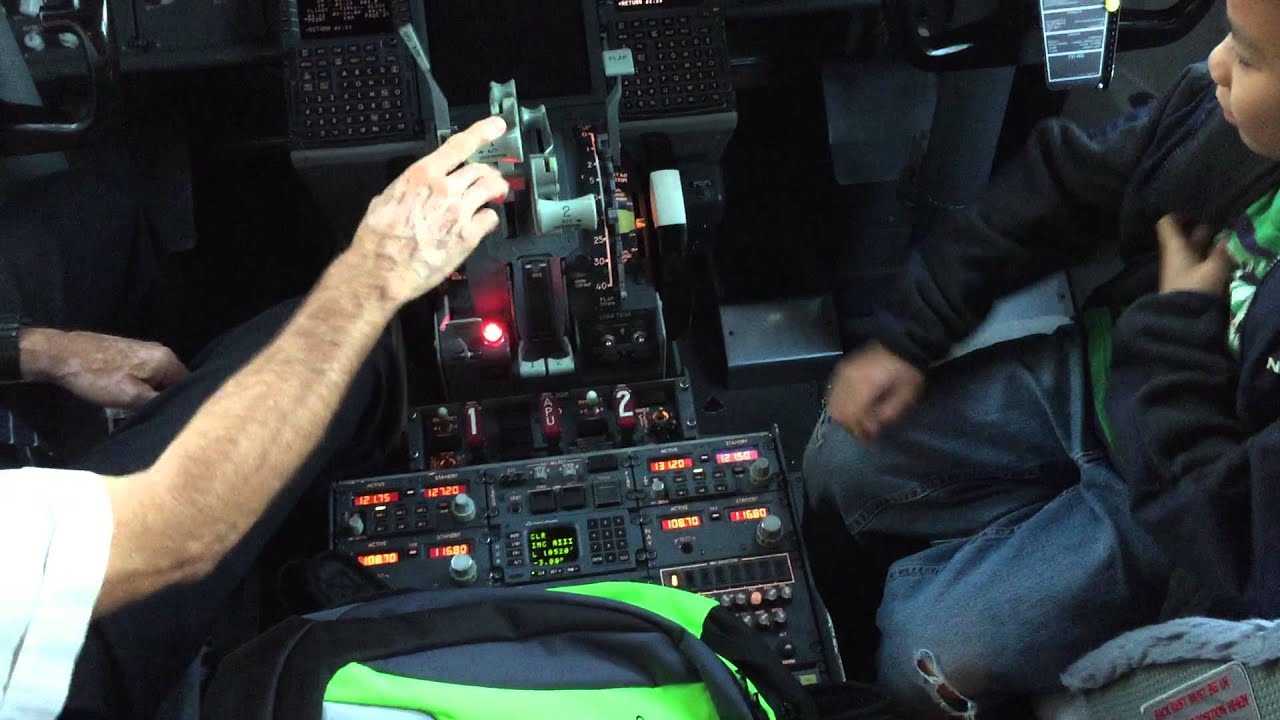 Triplets in cockpit
