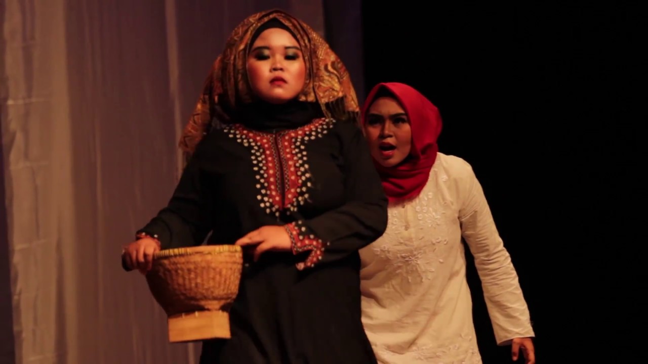 Drama Teater Delapan dengan Lakon Robohnya Surau Kami