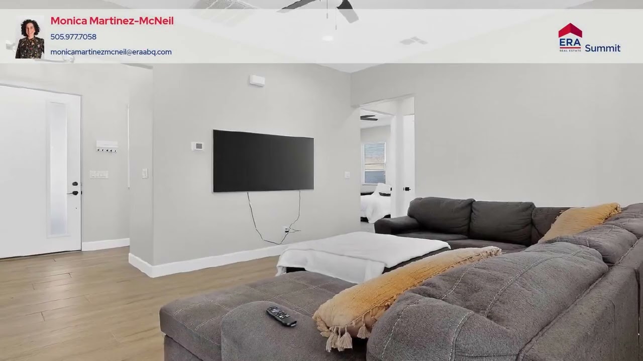 520 Bellamah Avenue NW, Albuquerque, NM 87102