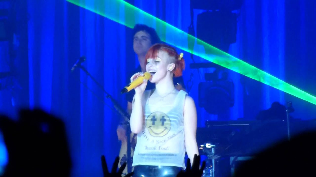 Paramore - Ain't It Fun (Live @ Motorpoint Arena, Cardiff, 21/09/13) - HD 1080p