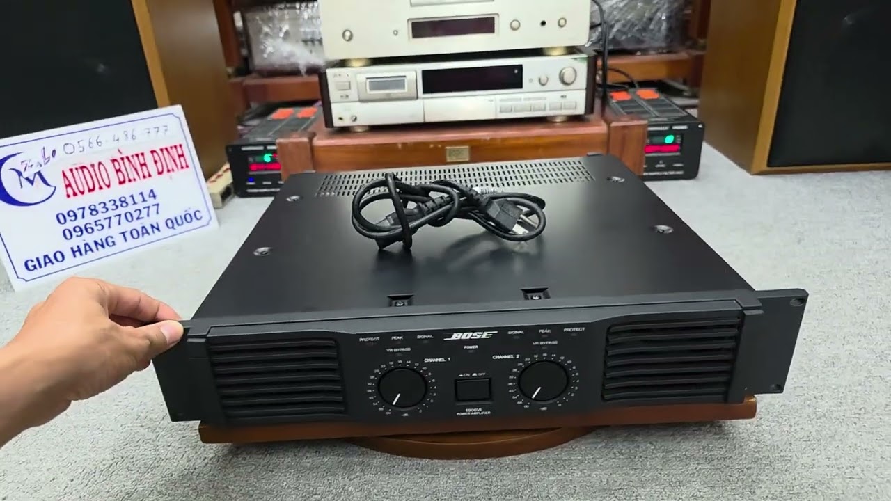 Hàng Hiếm Lại Về POW BOSE 1900 Seri Vi .   Mới toanh . Cấu Hình Mono Lock