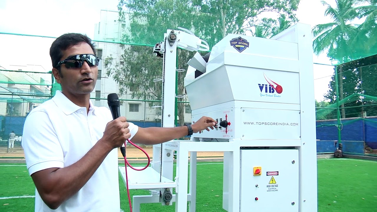 CRICKET BOWLING MACHINE (vibo)