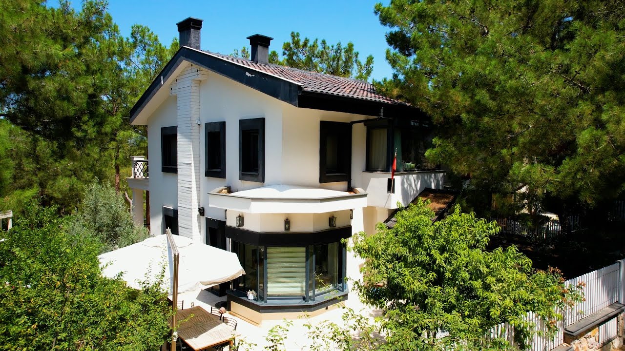 URLA ÇAMLIBEL SİTESİ SATILIK MÜSTAKİL TRİPLEKS VİLLA