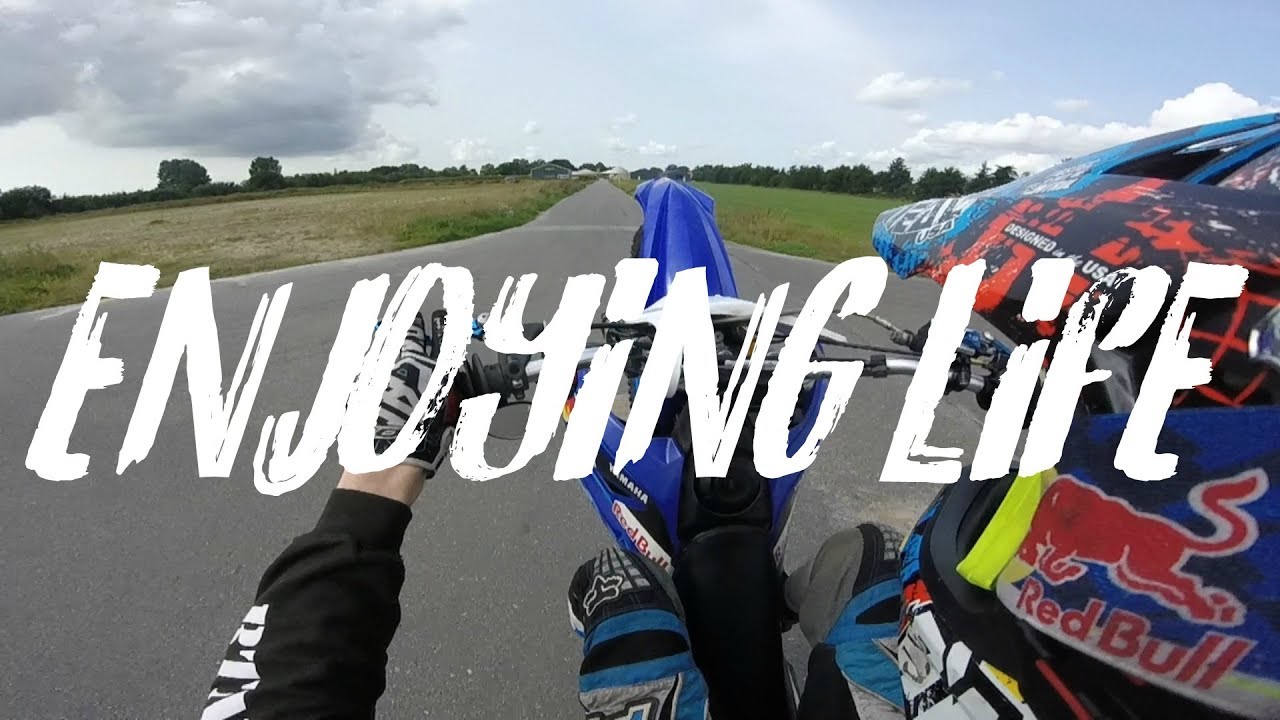 Motographic | enjoying life