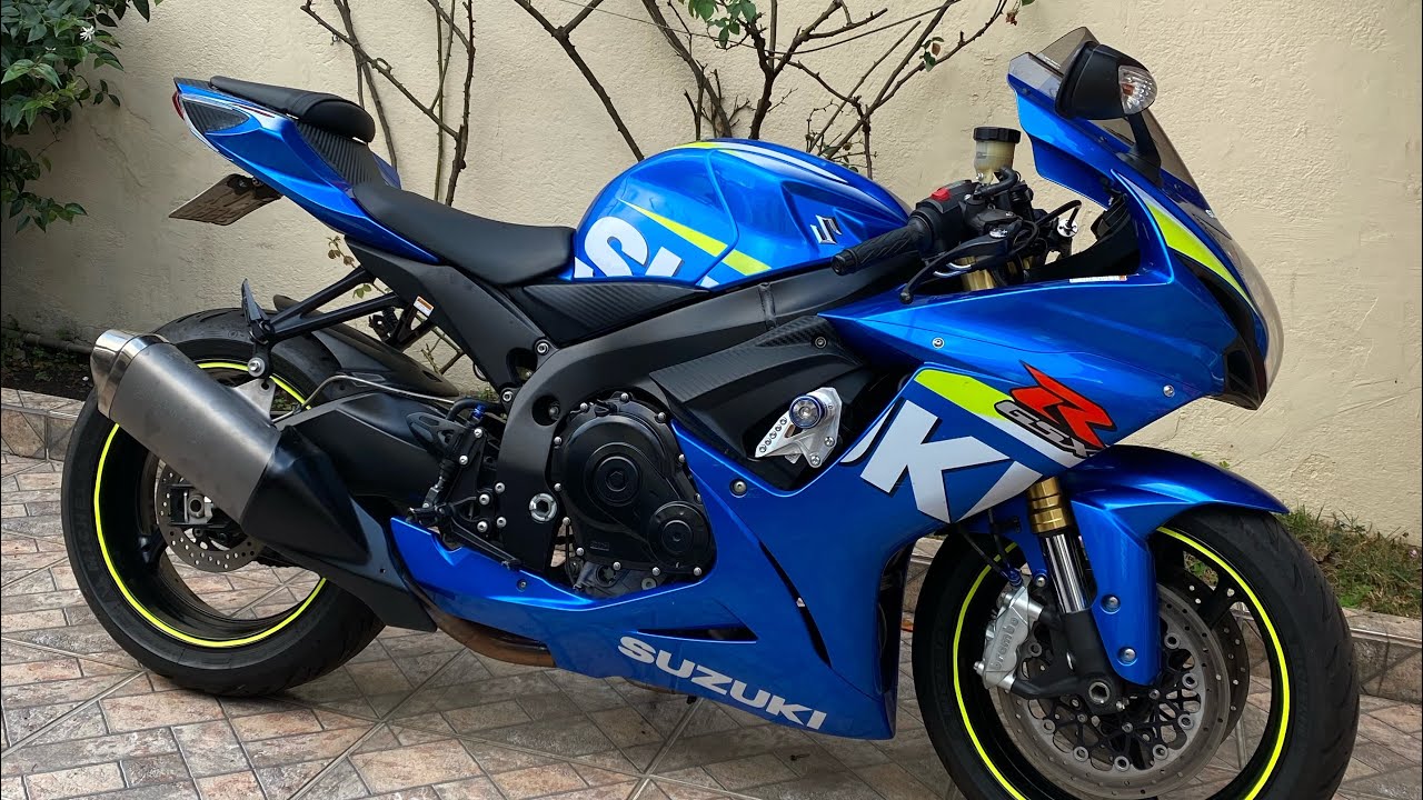 A MOTO QUE DÁ 299 E NÃO É 1000, SRAD 750 É BOA?