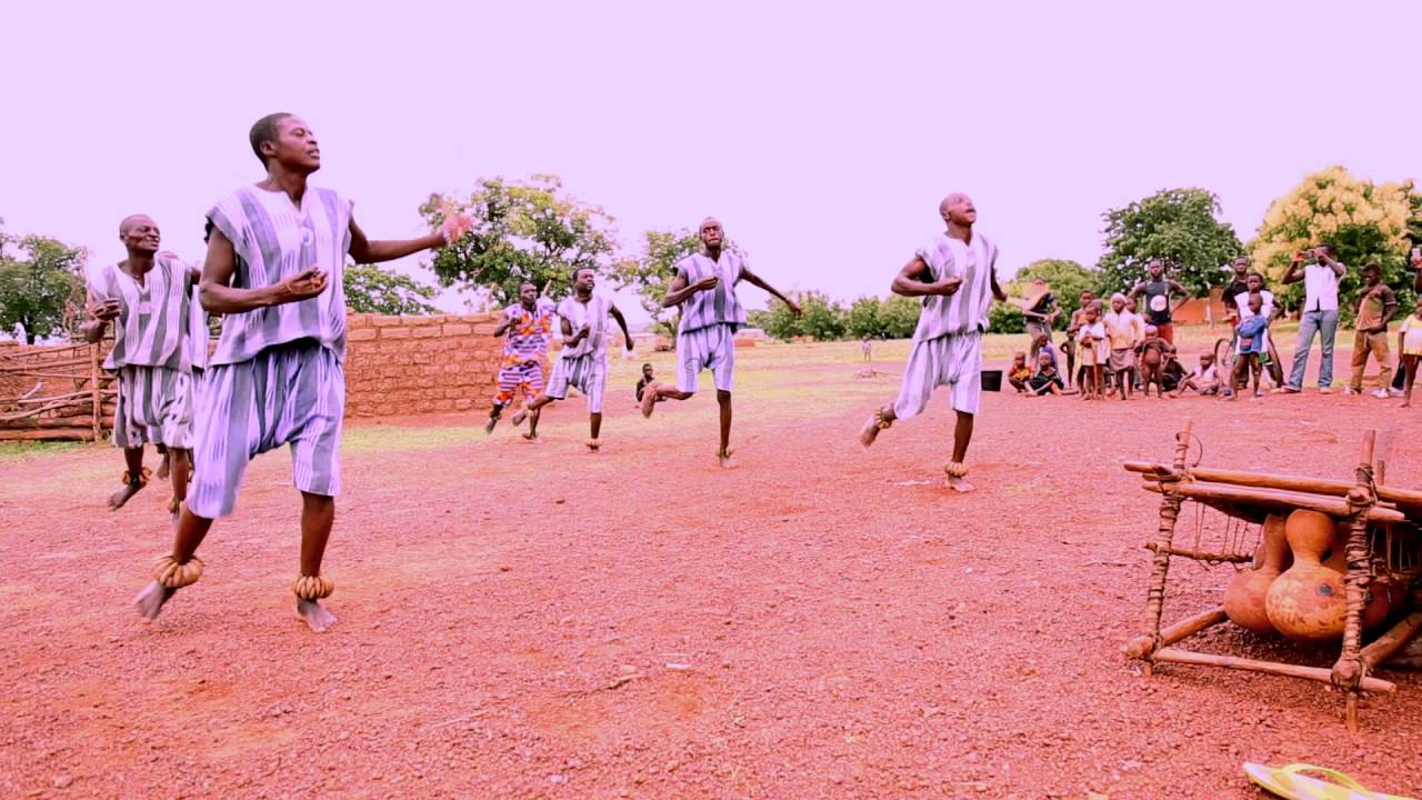 TROUPE YORCIAR