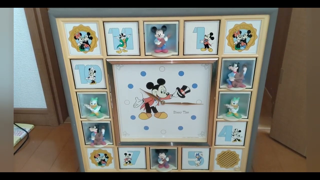 「ディズニーキャラクターが出てくる！」ディズニータイムからくり時計FW668B