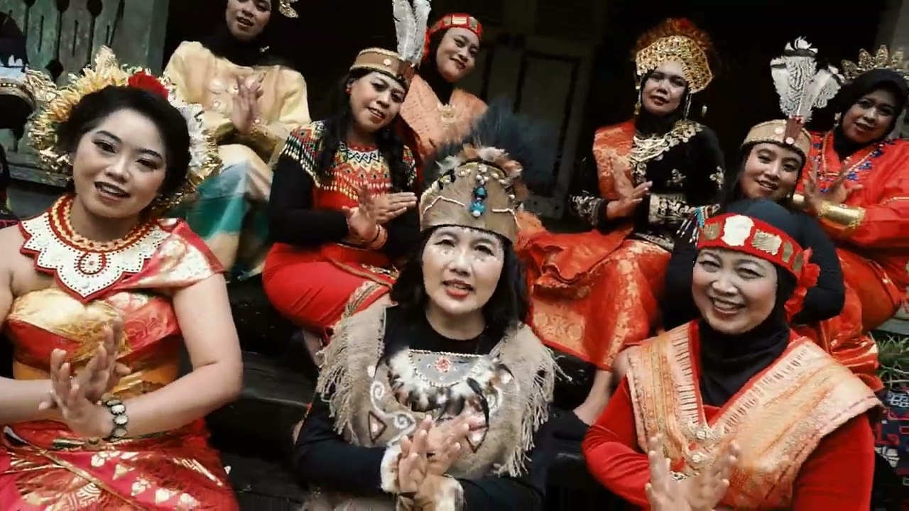 🇮🇩 MEDLEY LAGU NUSANTARA – Penampilan Anggun Persit Ranting 9 Wagir | Harmoni Budaya Indonesia