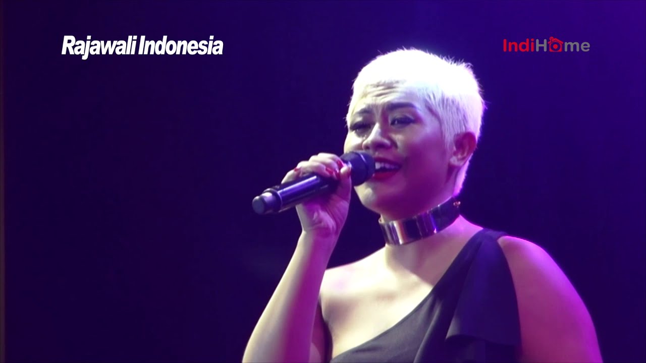 Dira Sugandi - I Will Always Love You - HITMAN David Foster and Friends Live in Yogyakarta
