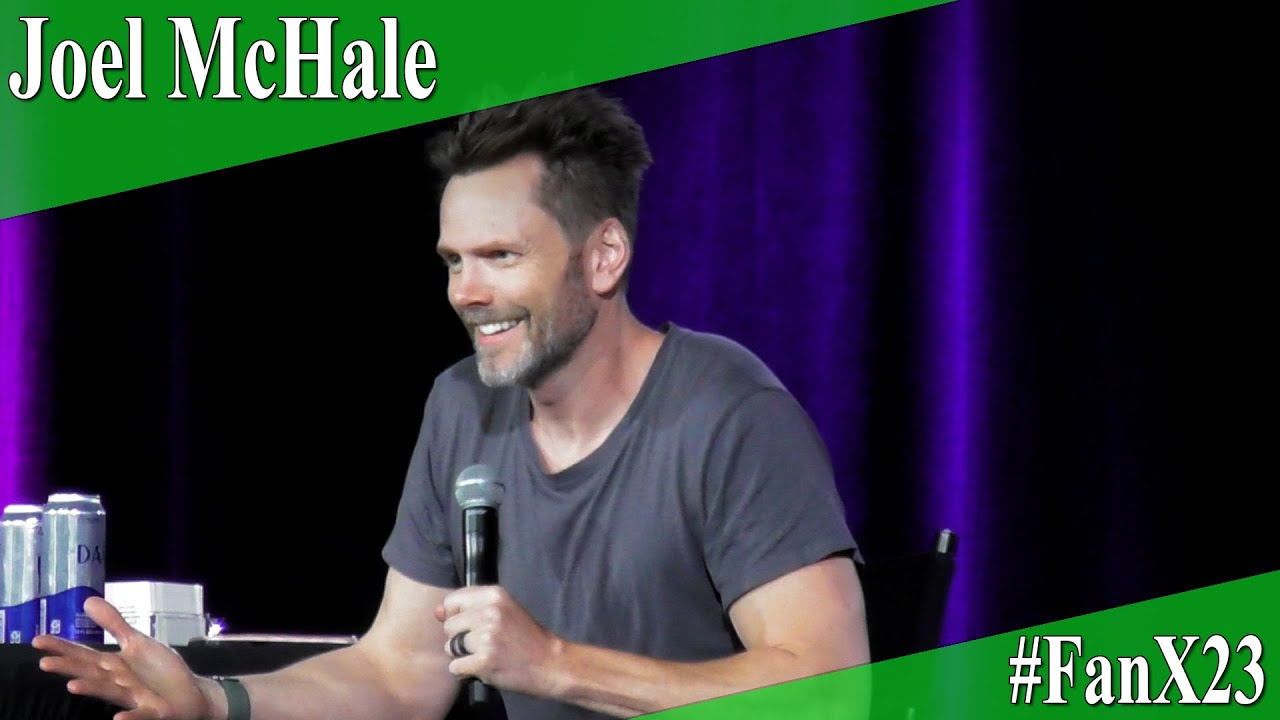Joel McHale - Full Panel/Q&A - FanX 2023