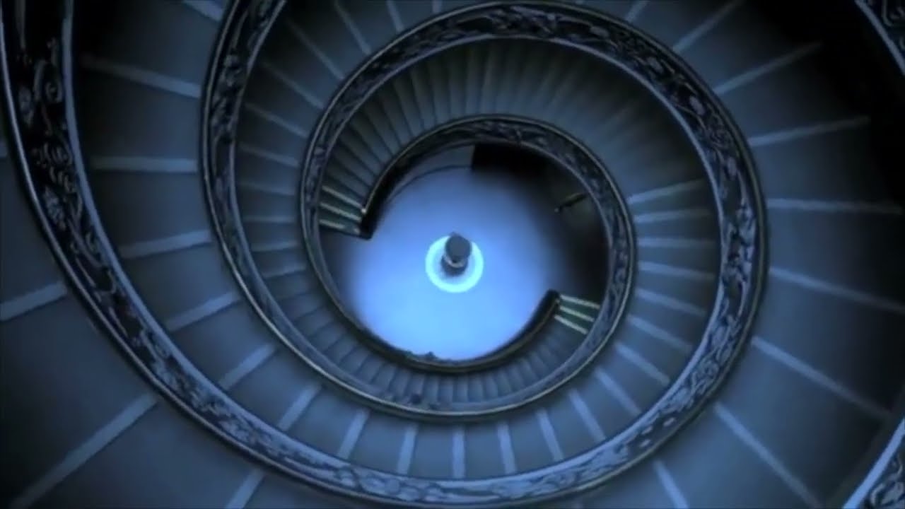 Swan Song - Lana della Rey (Intro Vatican Museums)