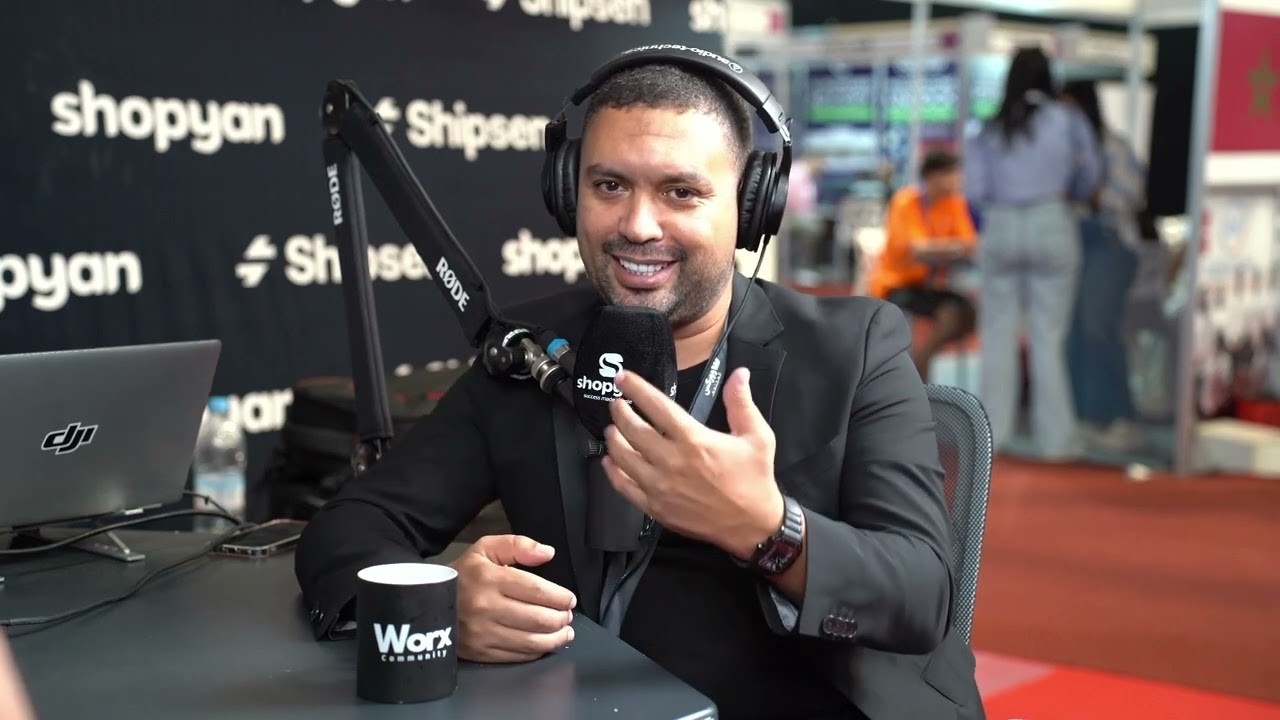 حوار شيق مع أحمد الملقب ب China Big Boss حول علاقته مع موظفيه، و ما هي أساليب إدارته مع فريقه الصيني