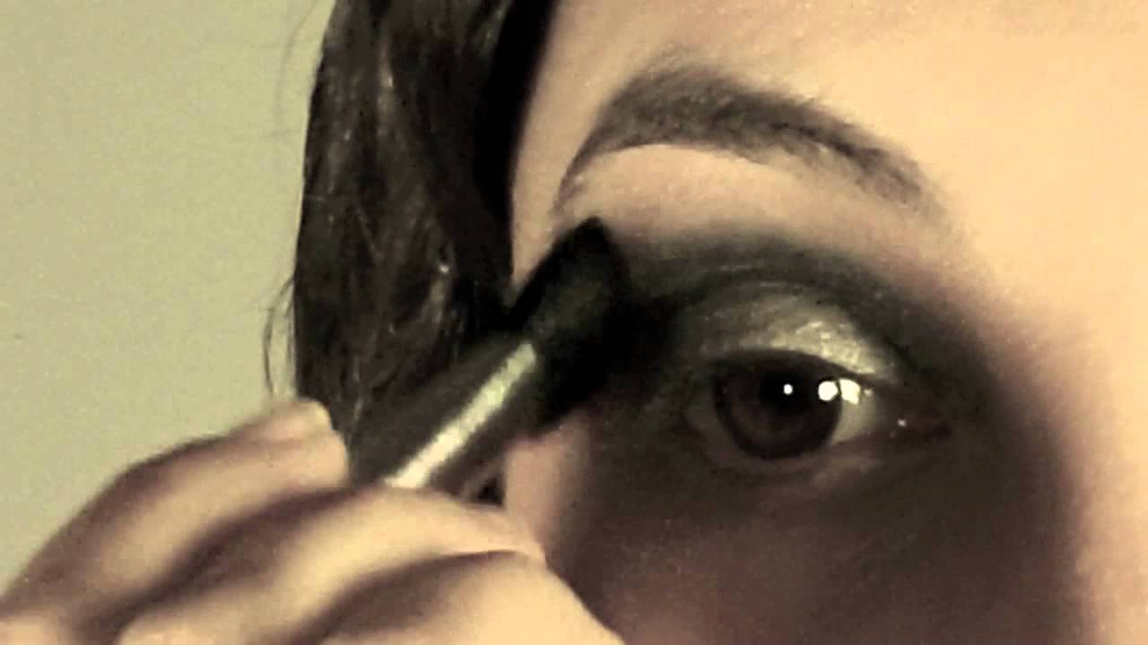 maquillaje años 20