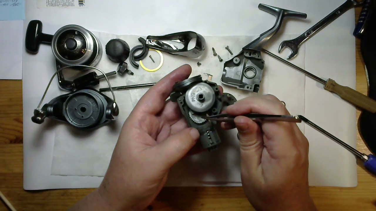 Катушка Shimano 05 Nexave 4000RB, задний фрикцион - ТО своими руками (катушка для левши).
