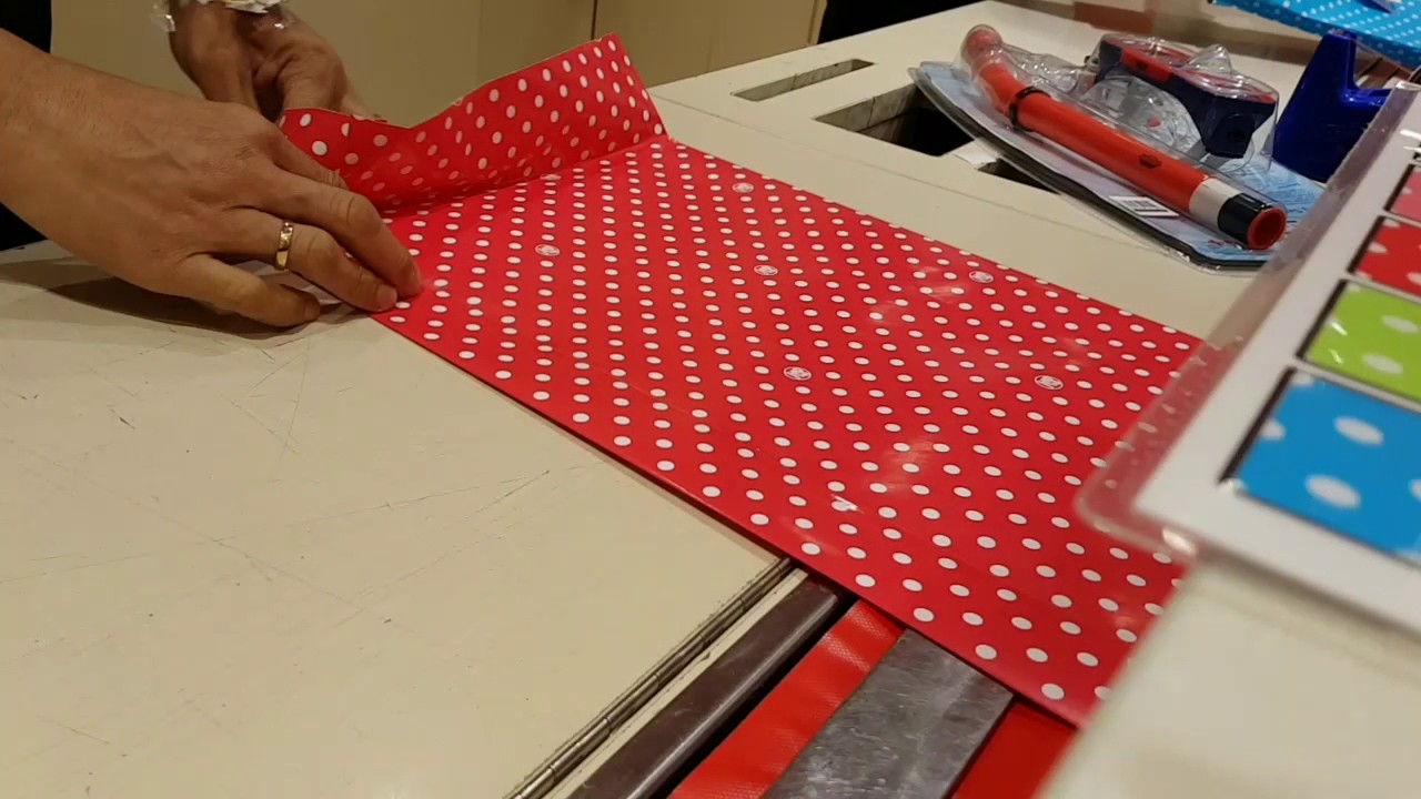 SM Department Store's Free Giftwrapping