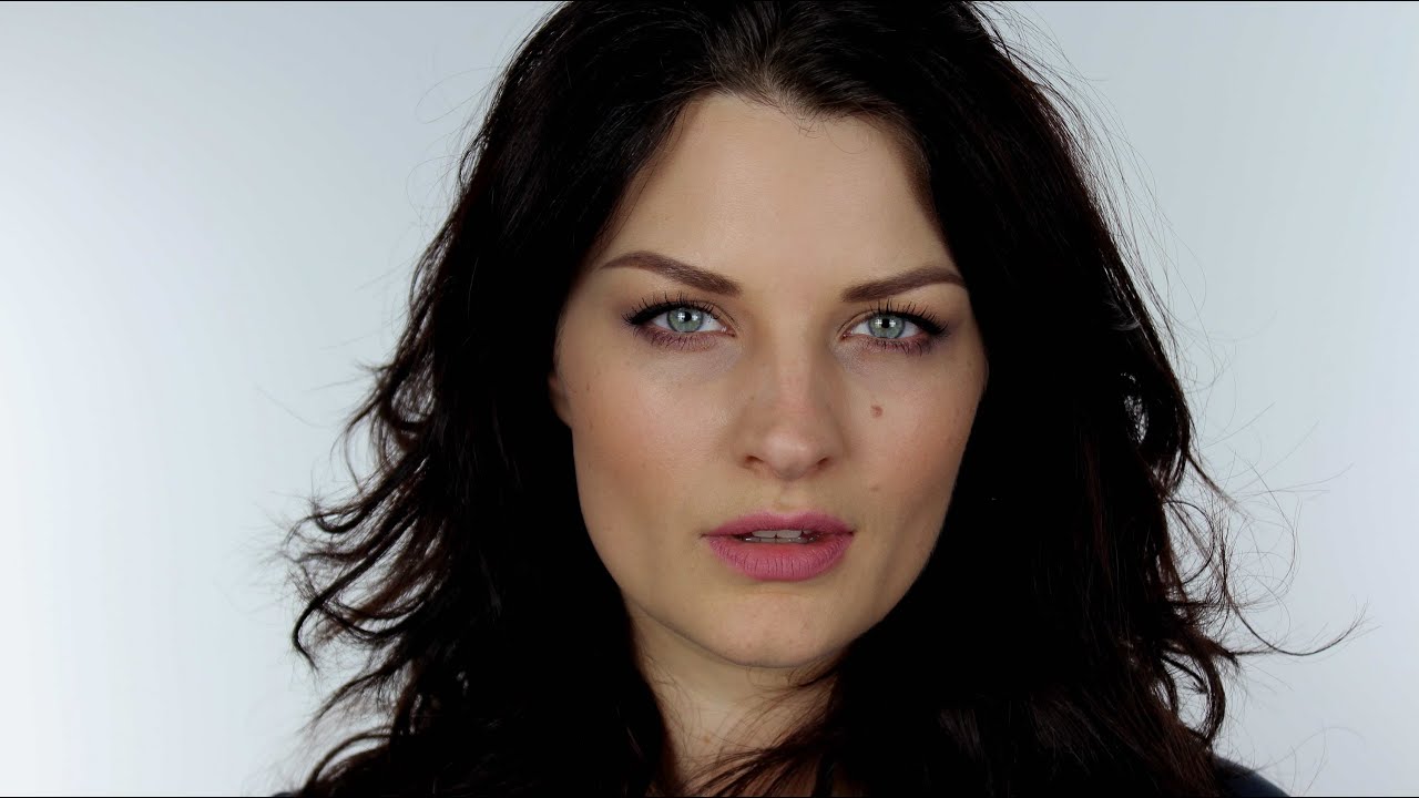 EASY RACHEL WEISZ MAKE-UP