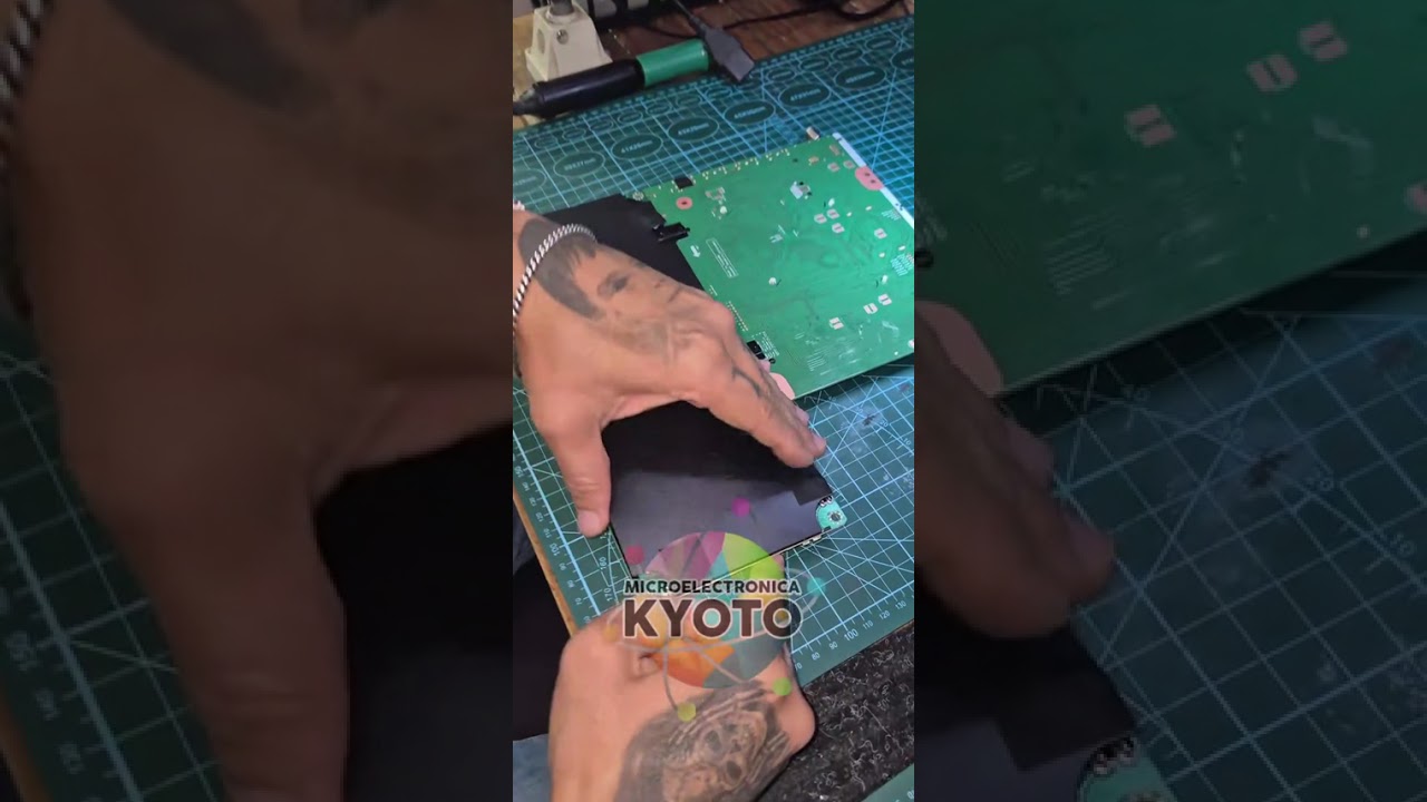 TV SAMSUNG: LE CAYO AGUA DEL AIRE ACONDICIONADO, BUCLE DE REINICIO. REPARADO 👉  