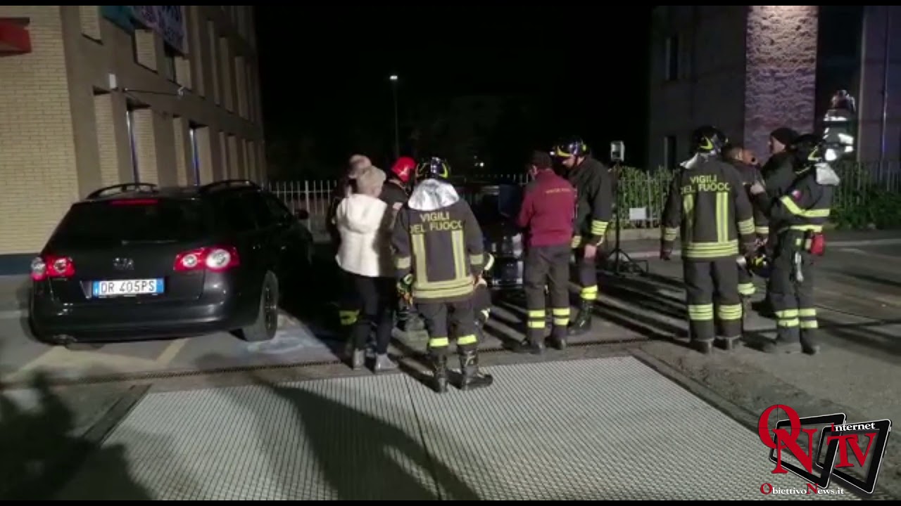 Rivarolo Canavese - Bambino rimane chiuso in auto da solo: intervento dei Vigili del Fuoco