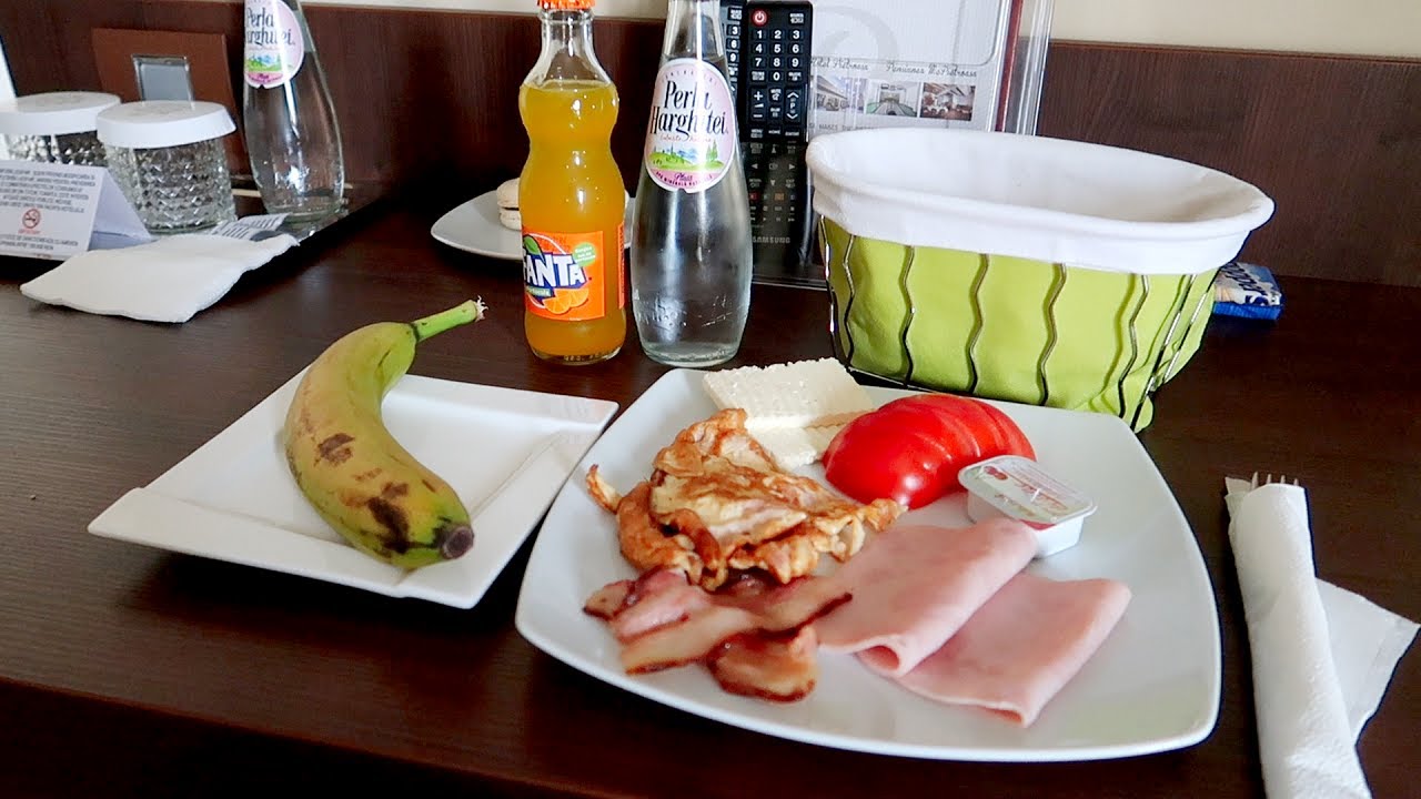MICUL DEJUN LA CEL MAI SCUMP HOTEL DIN BUZAU (PIETROASA)