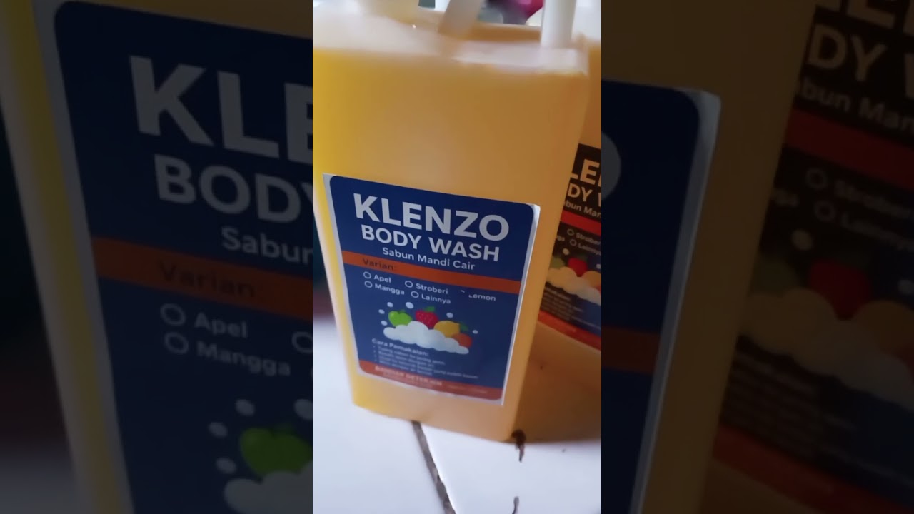 Klenzo body wash sabun mandi cair aroma buah. 