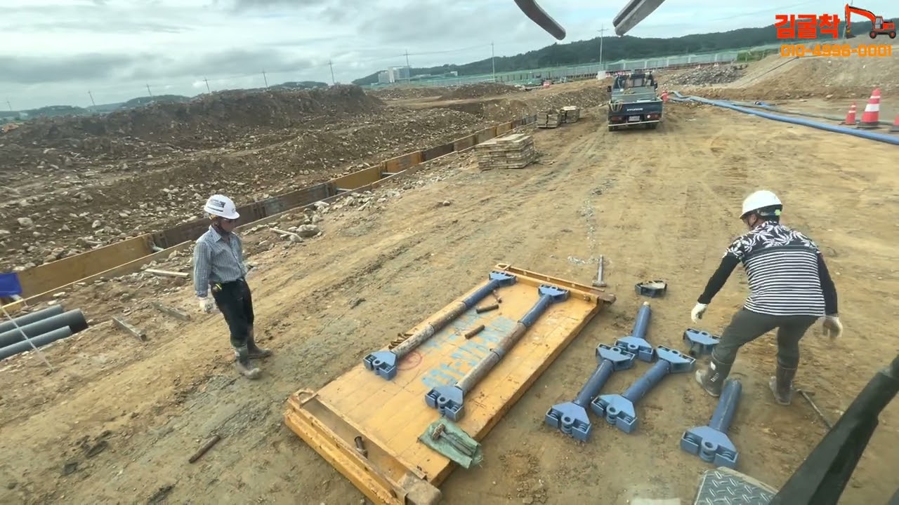 굴삭기 6W 엥콘틸트로테이터 (engcon tiltrotator) 부대토목 모래포설 및 되메우기 SK판넬조립 작업 (PART.1-31)  excavation_kim