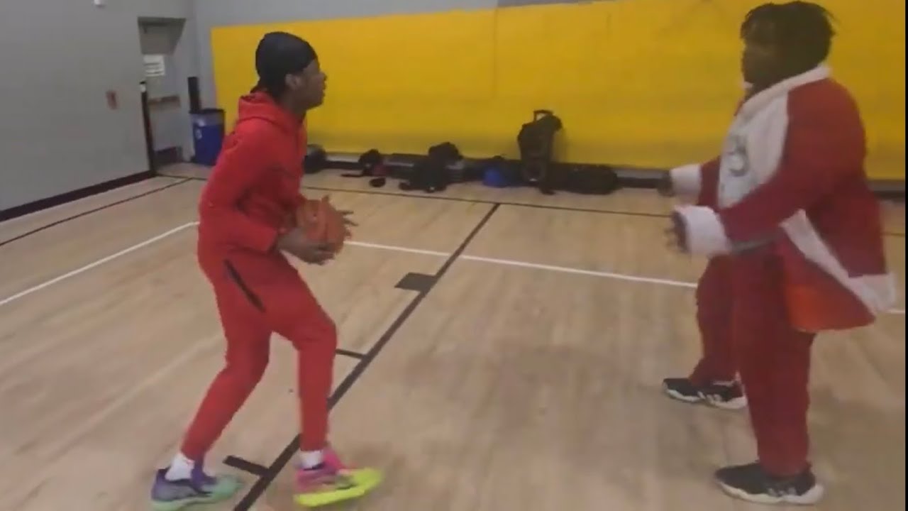 DivineKev vs Chibu 1v1 in Basketball for $1,000...