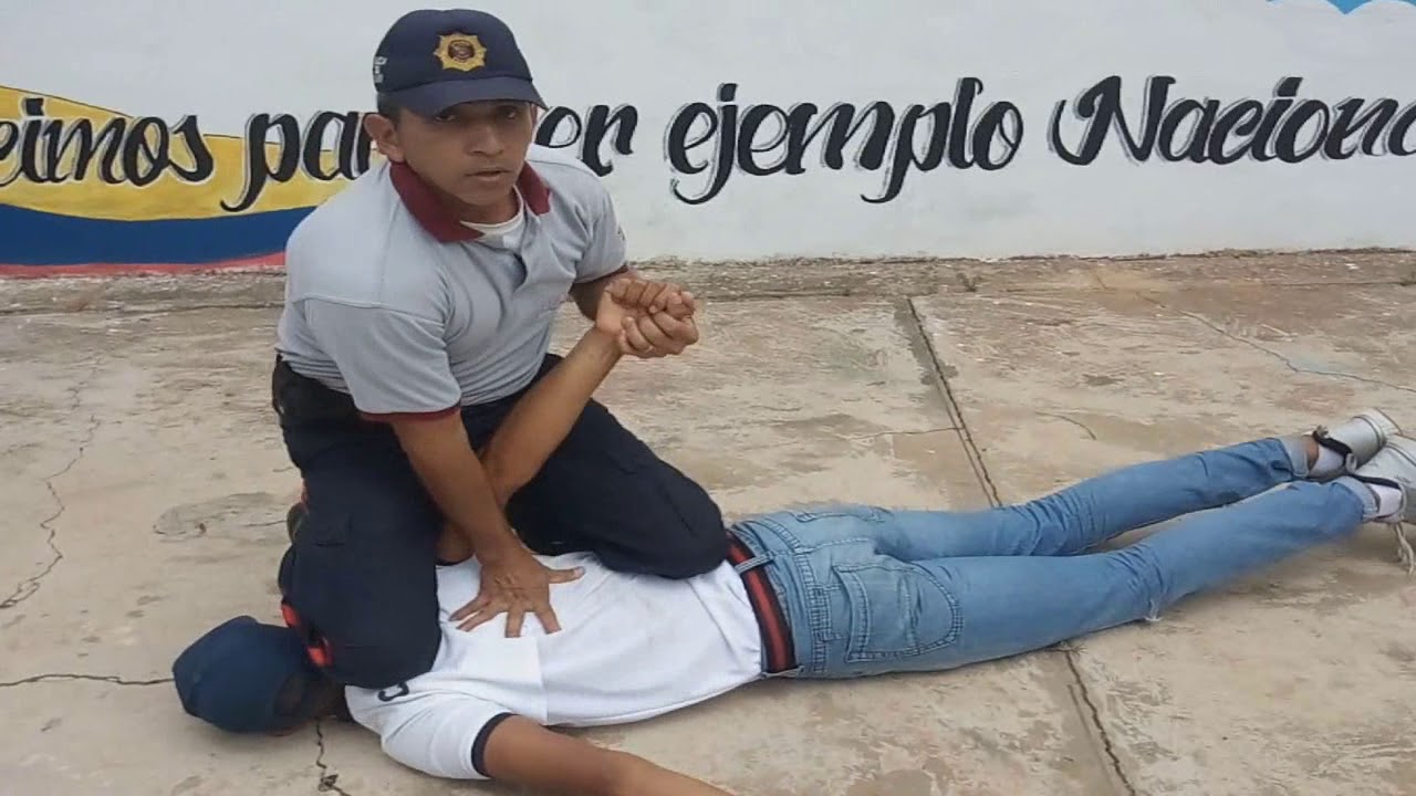 Derribo a Brazo Extendido y Flexionado, dentro del Uso de la Fuerza Policial (U.P.D.F)