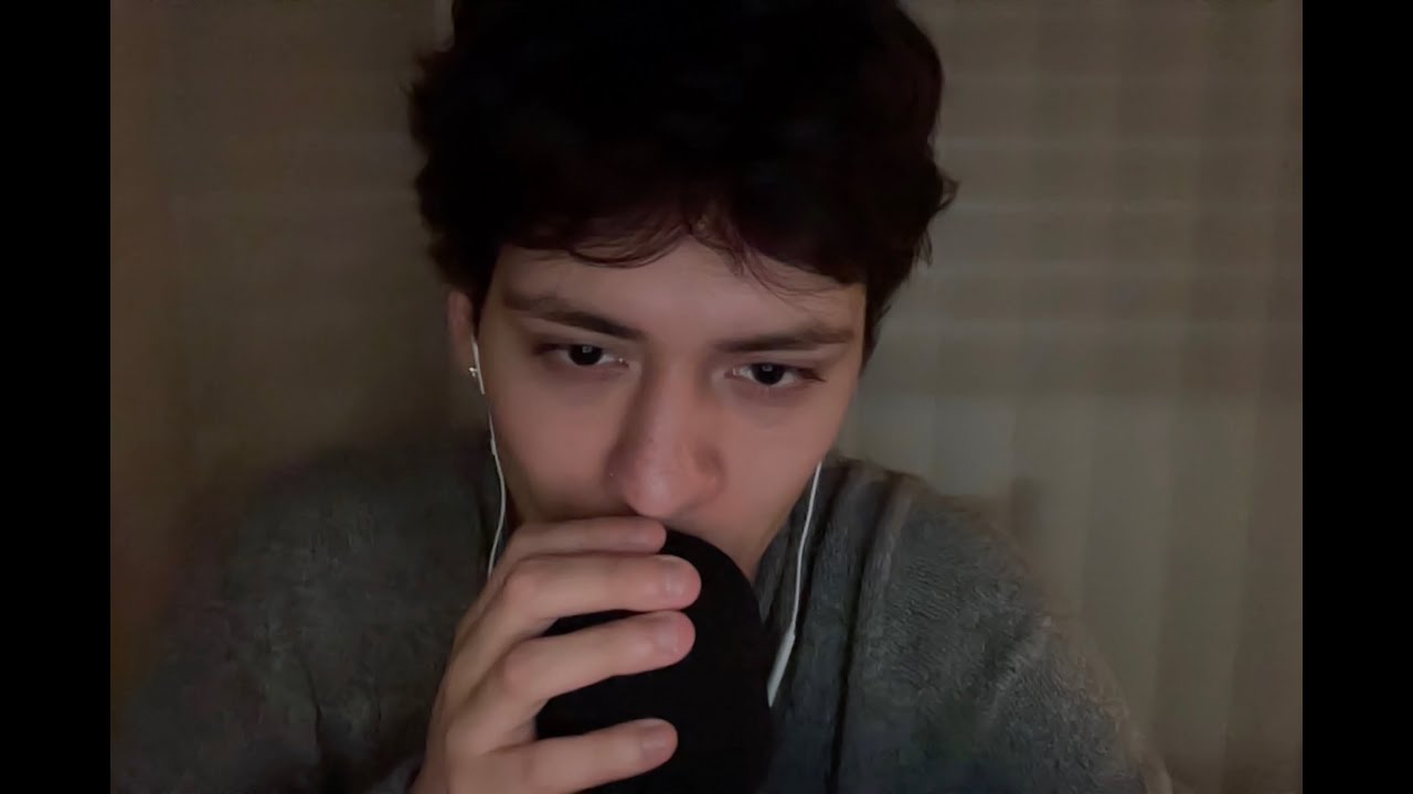 ASMR Foam Mic Scratching