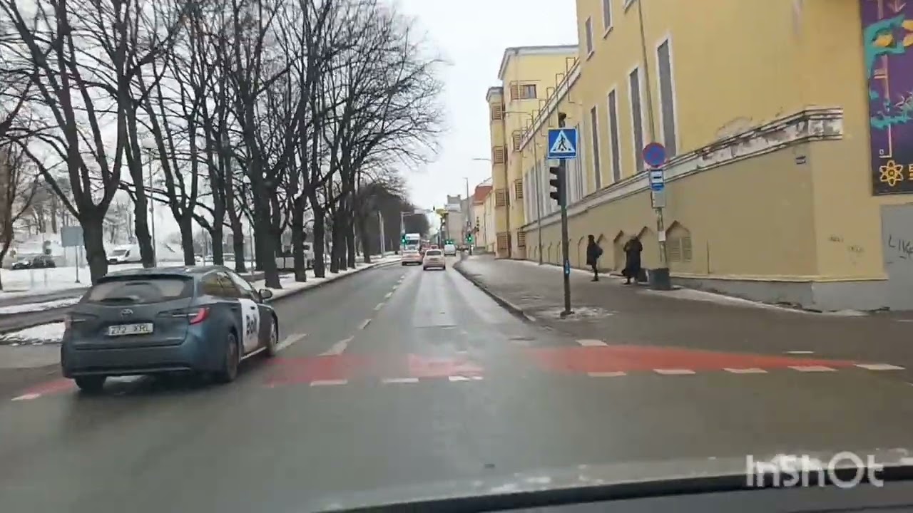 Экскурсия в район Копли Таллинна и торговый центр Юлемисте.