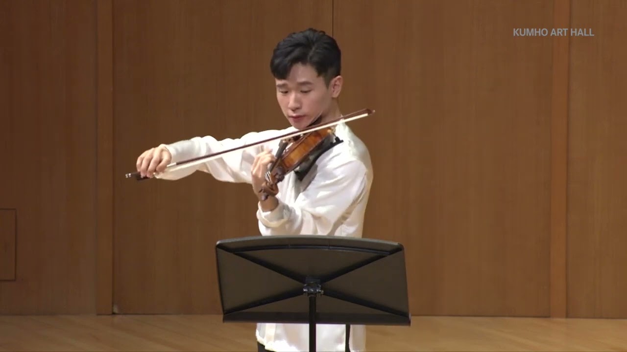 Manuel de Falla Suite Populaire Espagnole played by Donghyun Kim