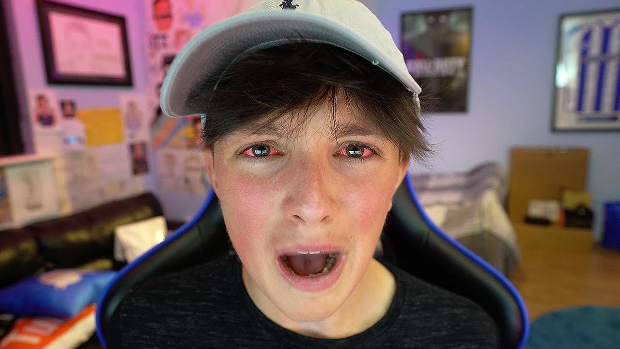 KID STEALS MOMS CREDIT CARD FOR FORTNITE AND THEN CRIES