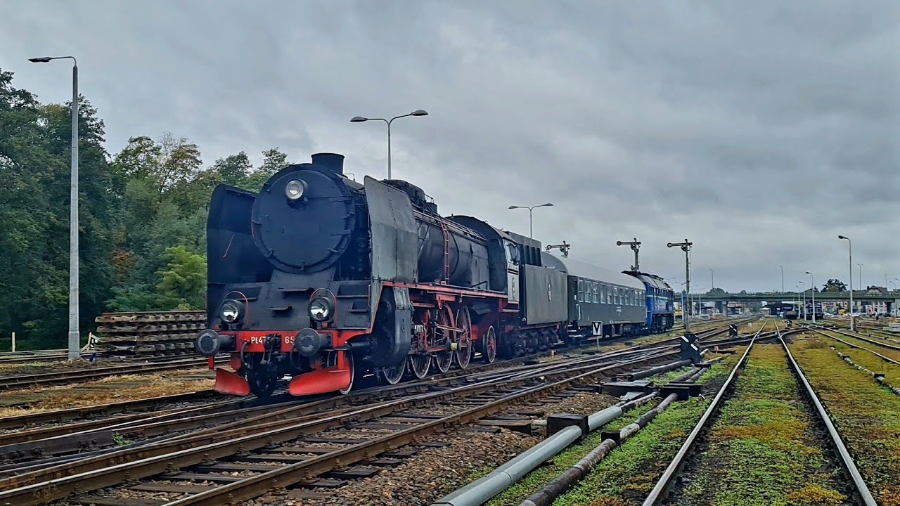 Wolsztyn, manewry stacyjne ST44-1245 z Pt47-65 oraz Ol49-69 z 77228, 03.10.2022