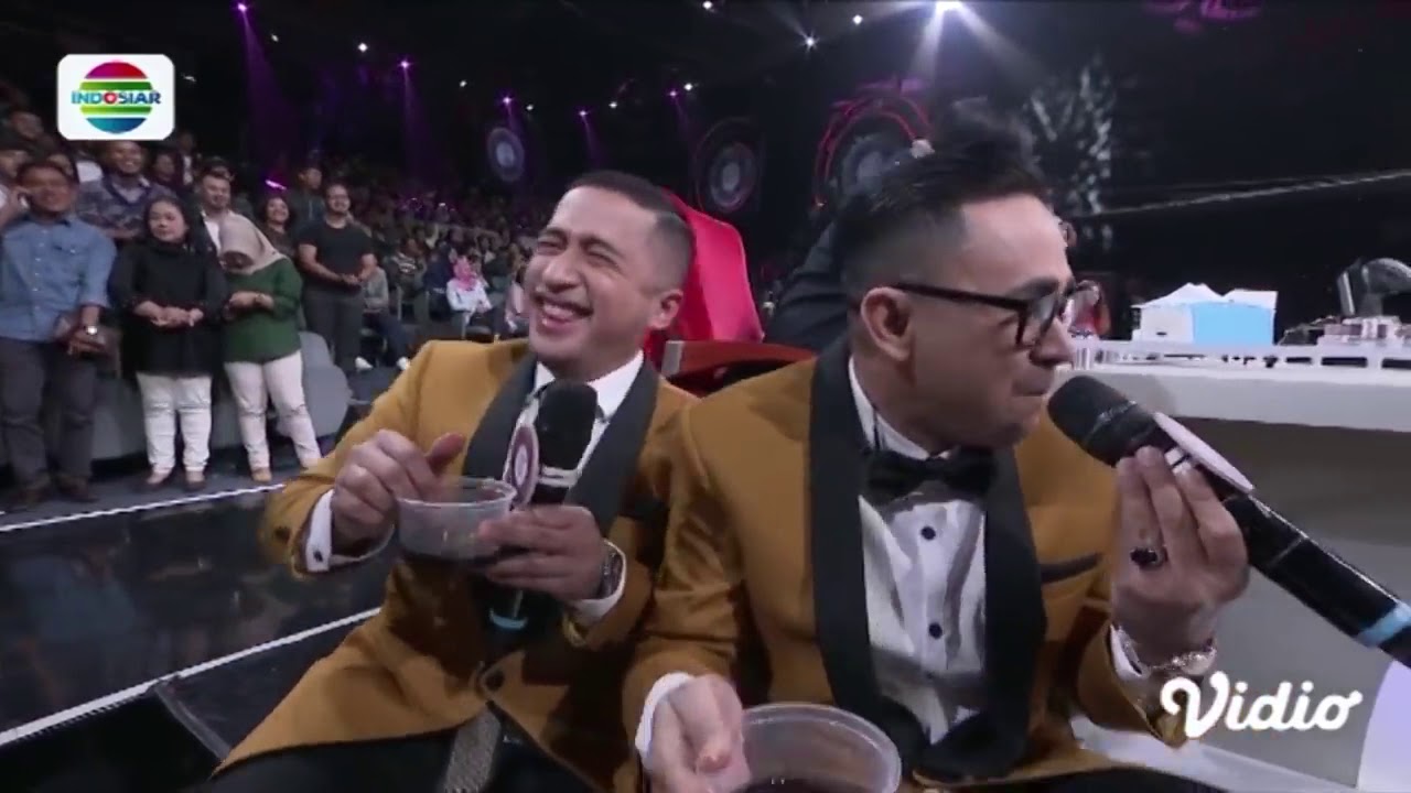 DUH ENAK BANGET!! Irfan dan Ramzi Makan Pempek Bikin Gilang Ngambek   - LIDA 2019