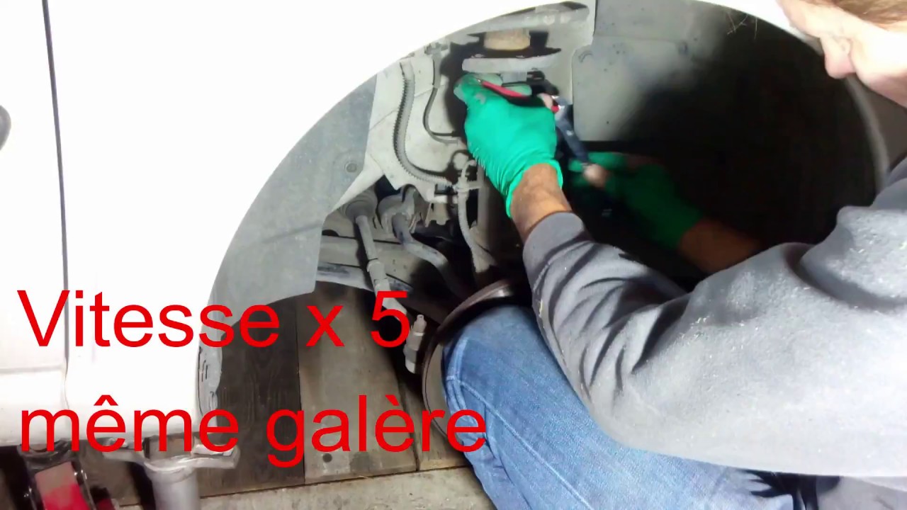 biellettes et paliers de barre stabilisatrice sur une c3 1.4 hdi