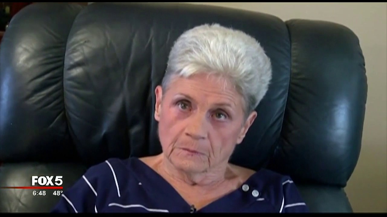 Granny with gun scares off robber