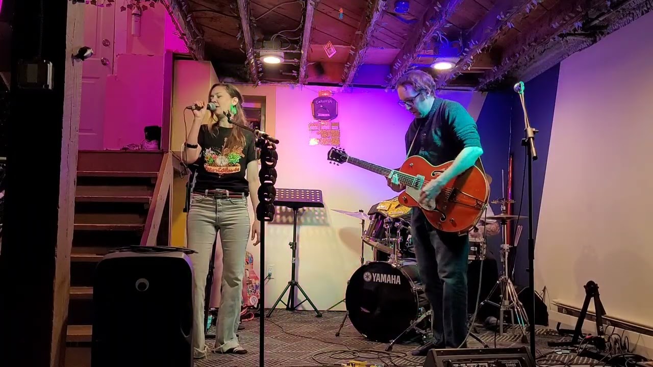 Blur Song 2 Cover (leave band name suggestions in the comments) #coverband #punkrock #livemusic 