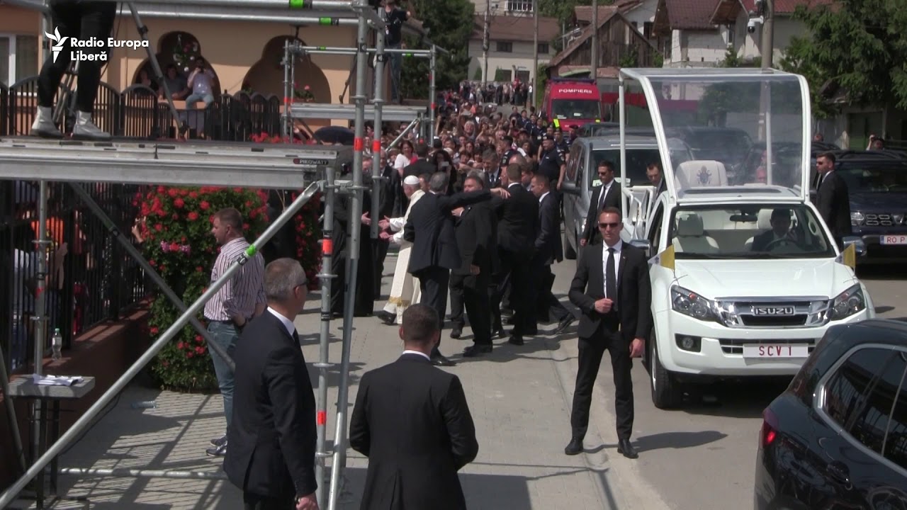 Papa Francisc, în cartierul de romi „Barbu Lăutaru” din Blaj