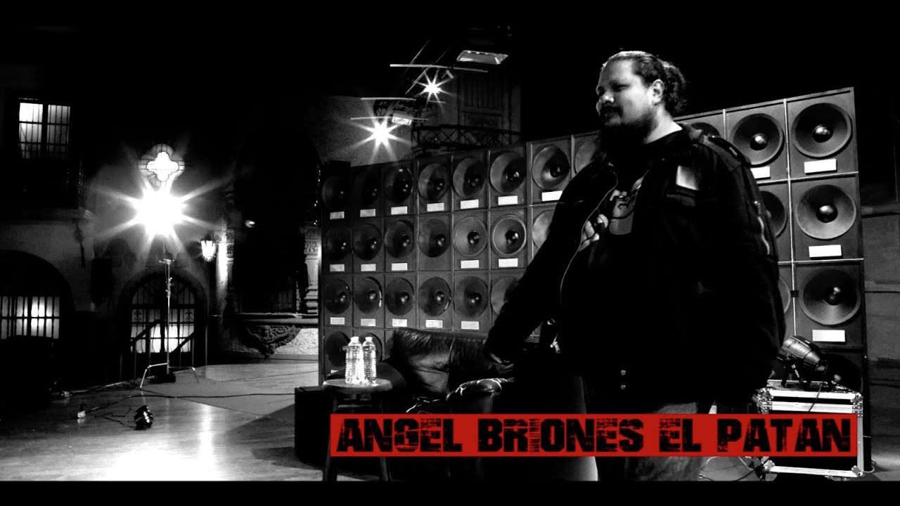 Black and Chrome 25 Angel Briones El Patán