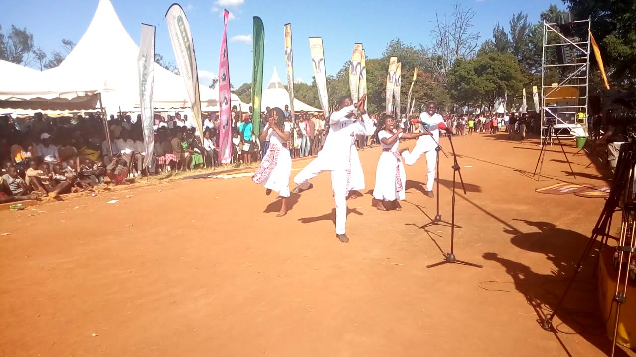 CATHY KOMEN AT THE UNIVERSITY OF ELDORET