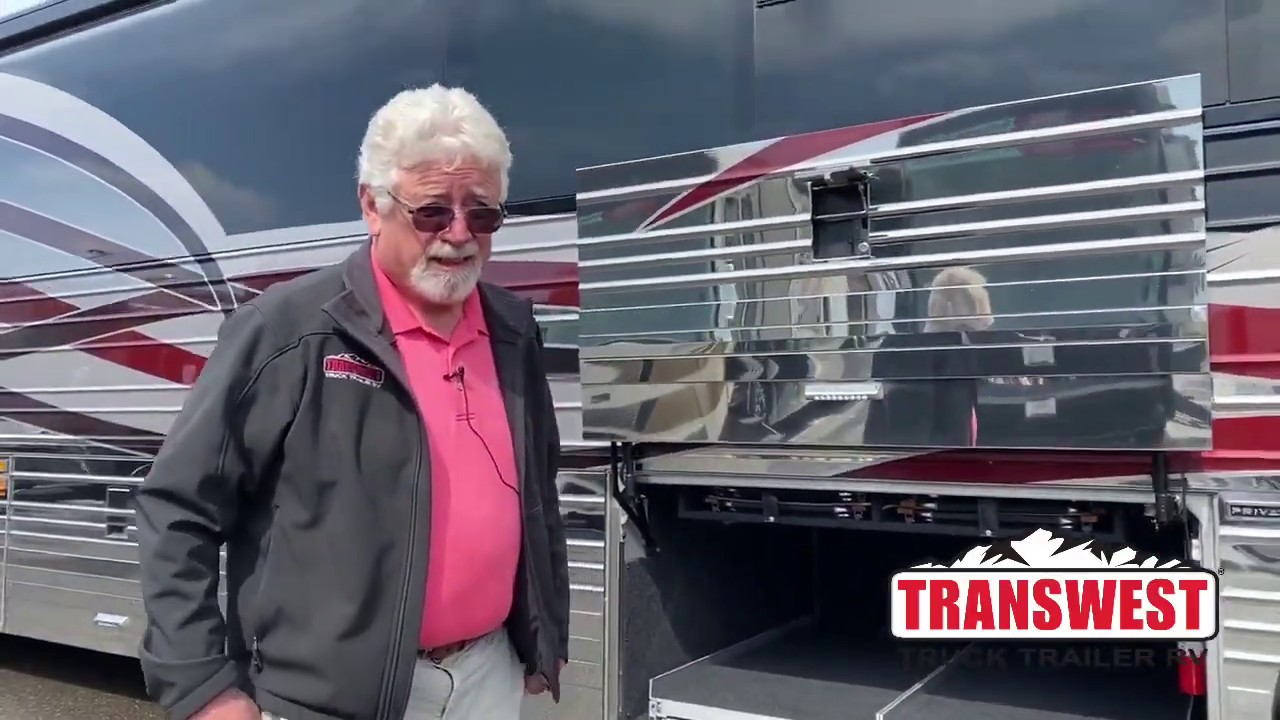 2017 Emerald Luxury Coaches Prevost X3-45