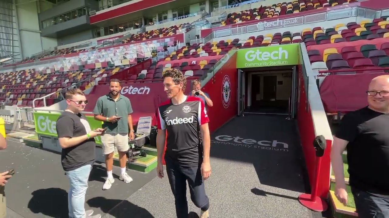 Brentford FC Head Coach Keith Andrews Photocall