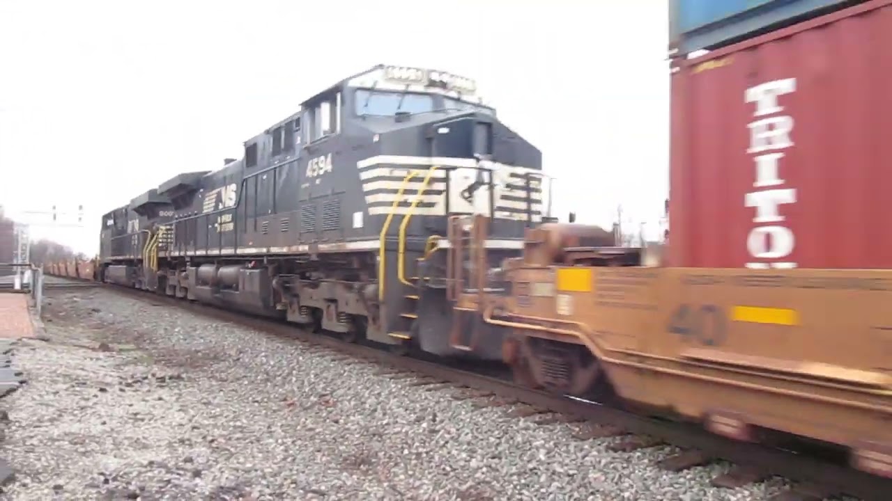(3-4-2026) Norfolk Southern northbound intermodal train in Marion Ohio.