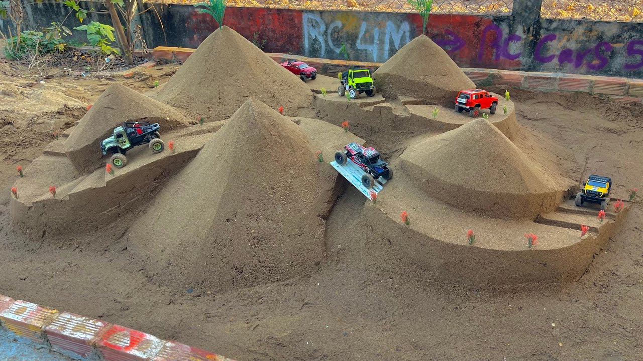 Can These Tiny RC Cars Conquer the Impossible Obstacle?🔥⛰️