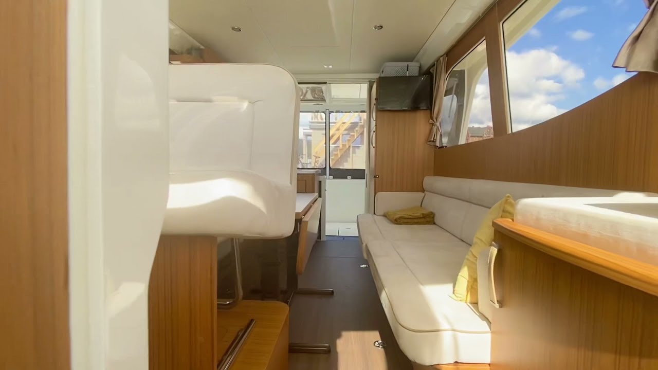 Greenline 33 E-Drive Canal Boats Telemark Porsgrunn Captain Seat version