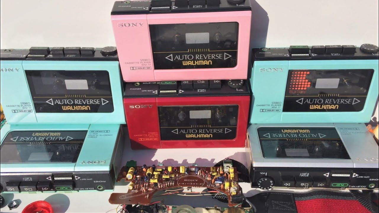 Sony WM-17 Cassette Player Walkman color Pink, Red, Turquoise - What it looks like inside mechanics?