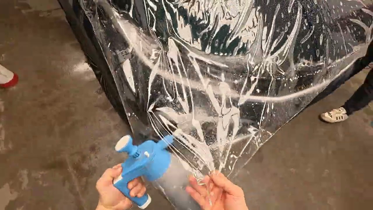 Немного процесса оклейки вам 👌