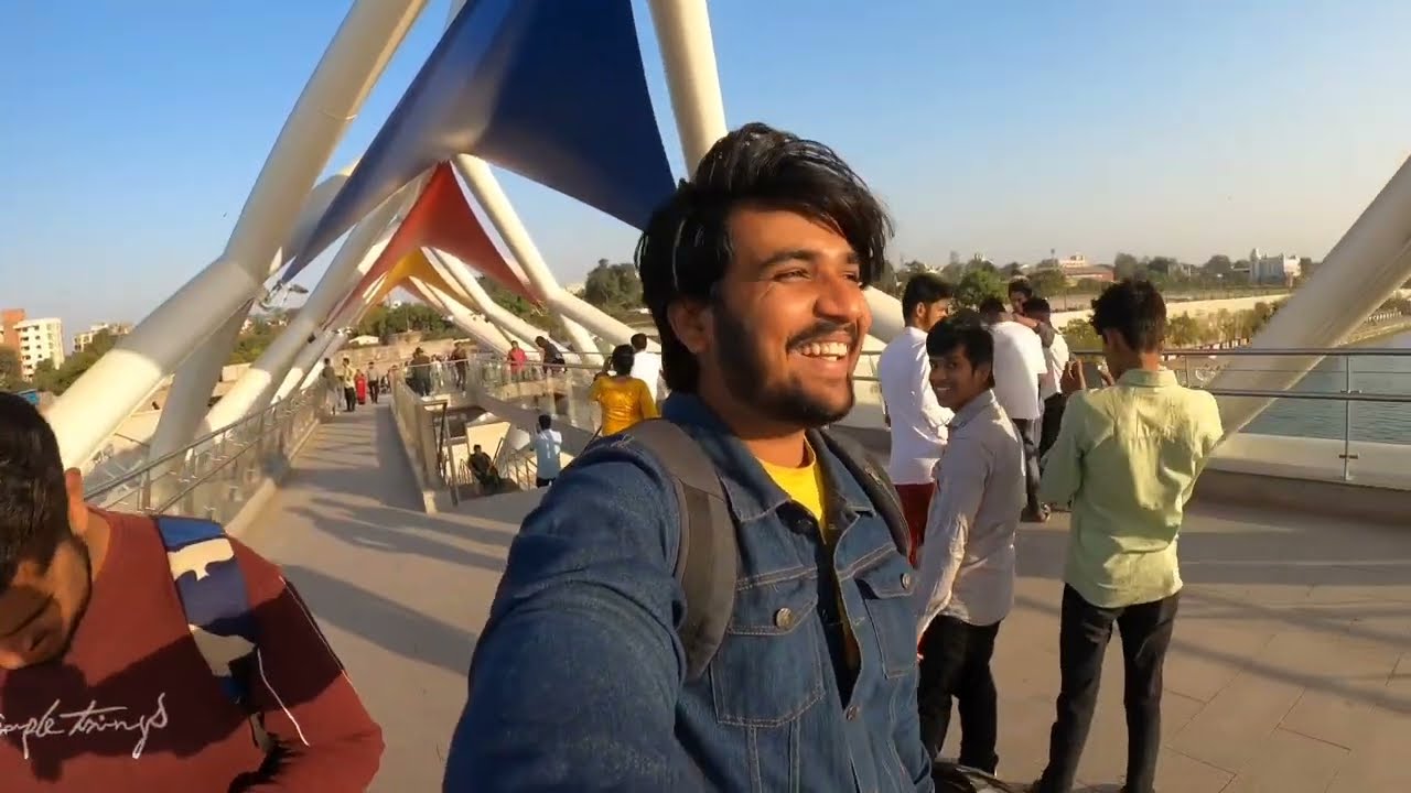ATAL FOOT OVER BRIDGE AHMEDABAD | SABARMATI | FAMOUS PLACE OF AHMEDABAD | GujjuRIder | JunuPari